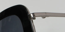 Load image into Gallery viewer, Isaac Mizrahi 30200 Sunglasses