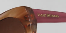 Load image into Gallery viewer, Isaac Mizrahi 30209 Sunglasses