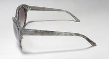 Load image into Gallery viewer, Isaac Mizrahi 30209 Sunglasses