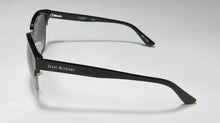 Load image into Gallery viewer, Isaac Mizrahi 30248 Sunglasses