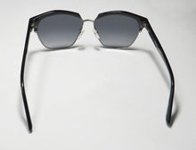 Load image into Gallery viewer, Isaac Mizrahi 30248 Sunglasses