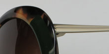 Load image into Gallery viewer, Isaac Mizrahi 30241 Sunglasses