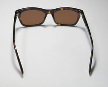 Load image into Gallery viewer, Isaac Mizrahi 30220 Sunglasses
