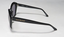 Load image into Gallery viewer, Isaac Mizrahi 30218 Sunglasses