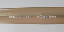 Load image into Gallery viewer, Isaac Mizrahi 30218 Sunglasses