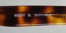 Load image into Gallery viewer, Isaac Mizrahi 30214 Sunglasses