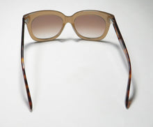Load image into Gallery viewer, Isaac Mizrahi 30214 Sunglasses