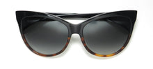 Load image into Gallery viewer, Isaac Mizrahi 30232 Sunglasses