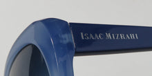 Load image into Gallery viewer, Isaac Mizrahi 30228 Sunglasses