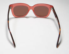 Load image into Gallery viewer, Isaac Mizrahi 30214 Sunglasses