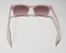 Load image into Gallery viewer, Isaac Mizrahi 30211 Sunglasses