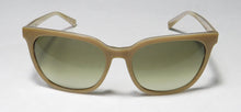 Load image into Gallery viewer, Isaac Mizrahi 30207 Sunglasses