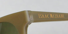 Load image into Gallery viewer, Isaac Mizrahi 30207 Sunglasses