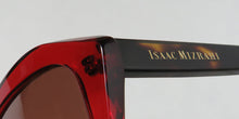 Load image into Gallery viewer, Isaac Mizrahi 30218 Sunglasses