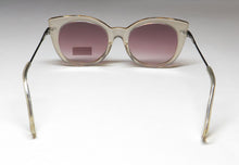 Load image into Gallery viewer, BCBG Bcbgeneration 1028 Sunglasses