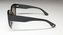 Load image into Gallery viewer, BCBG Bcbgeneration 1033 Sunglasses