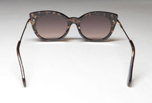 Load image into Gallery viewer, BCBG Bcbgeneration 1028 Sunglasses