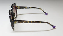 Load image into Gallery viewer, Yalea Sya027n Amalia Sunglasses