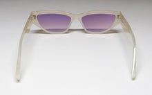 Load image into Gallery viewer, Kendall + Kylie Kks5096 Quinn Sunglasses