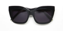 Load image into Gallery viewer, Kendall + Kylie Kks5081 Keyla Sunglasses