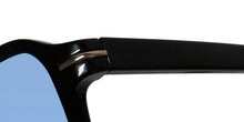 Load image into Gallery viewer, Sean John Sjs1026 Sunglasses