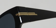 Load image into Gallery viewer, Sean John Sjs2030ce Sunglasses