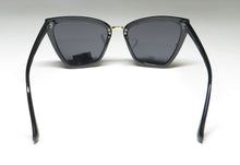 Load image into Gallery viewer, Kendall + Kylie Kk5127 Clara Sunglasses