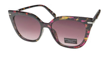 Load image into Gallery viewer, Kendall + Kylie Kk5128 Ceci Sunglasses