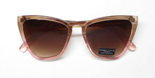 Load image into Gallery viewer, Kendall + Kylie Kk5127 Clara Sunglasses