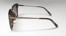 Load image into Gallery viewer, Kendall + Kylie Kk5142 Lux Sunglasses