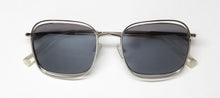 Load image into Gallery viewer, Kendall + Kylie Kks4045 Gianna Sunglasses