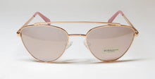 Load image into Gallery viewer, BCBG Bcbgeneration 3010 Sunglasses