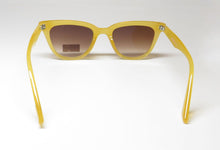 Load image into Gallery viewer, BCBG Bcbgeneration 1052 Sunglasses
