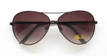 Load image into Gallery viewer, Oleg Cassini Mod 2026 Sunglasses