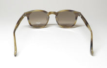 Load image into Gallery viewer, Vera Wang V471 Sunglasses