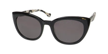 Load image into Gallery viewer, Gemma Styles Heart Of Glass Sunglasses