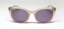 Load image into Gallery viewer, Gemma Styles Heart Of Glass Sunglasses
