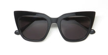 Load image into Gallery viewer, Gemma Styles Dream On Sunglasses