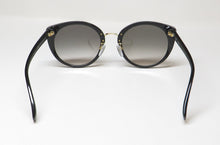 Load image into Gallery viewer, Furla Sfu238 Sunglasses