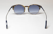 Load image into Gallery viewer, Police Spl738 Sunglasses