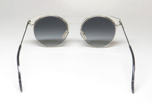 Load image into Gallery viewer, Police Spl500v Sunglasses