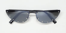 Load image into Gallery viewer, Kendall + Kylie Kk4060 Abigail Sunglasses