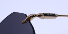Load image into Gallery viewer, Police Spln42 Horizon 11 Sunglasses