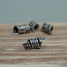 Load image into Gallery viewer, Rune Beard Rings - (Silver - 8)