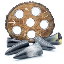 Load image into Gallery viewer, Drinking Horn Shot Glass Set