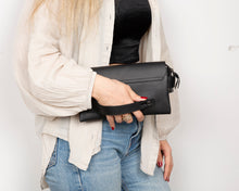 Load image into Gallery viewer, Prestige Leather Clutch Bag