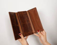 Load image into Gallery viewer, Noble Leather Women's Wallet