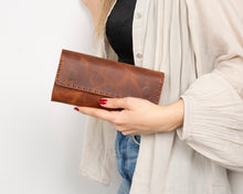 Load image into Gallery viewer, Noble Leather Women's Wallet
