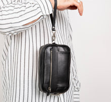 Load image into Gallery viewer, Forge Leather Handbag