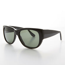 Load image into Gallery viewer, Oversized Square Bold Vintage Sunglass - Anna